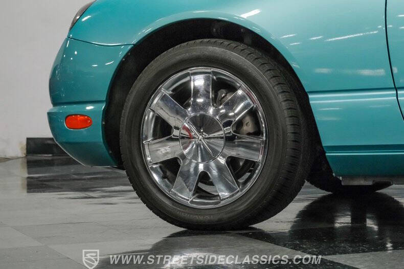 2002 Ford Thunderbird Deluxe