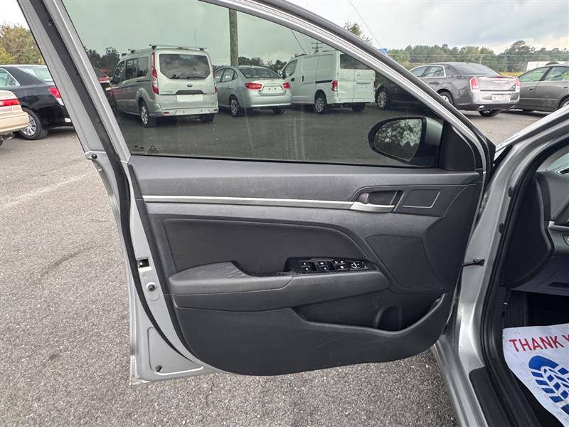 2020 Hyundai Elantra