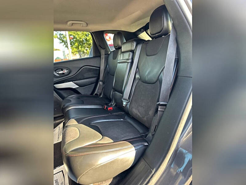 2018 Jeep Cherokee Trailhawk