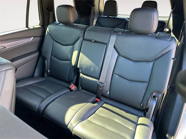 2023 Cadillac XT6 Luxury