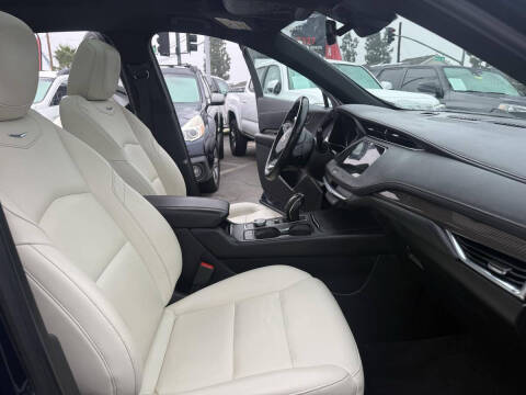 2019 Cadillac XT4 Sport