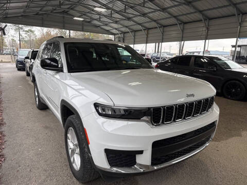 2023 Jeep Grand Cherokee L Laredo