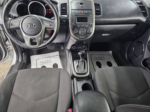 2012 Kia Soul +