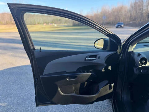 2014 Chevrolet Sonic LT Auto