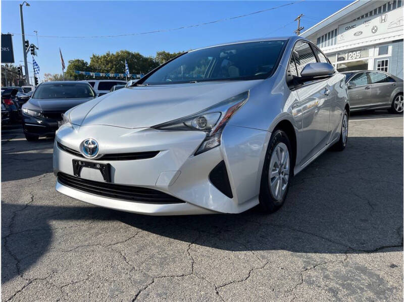 2016 Toyota Prius Two