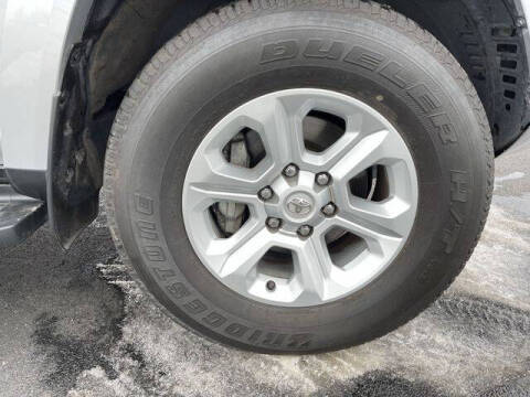 2024 Toyota 4Runner SR5