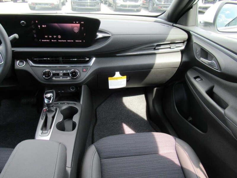 2025 Buick Envista Preferred