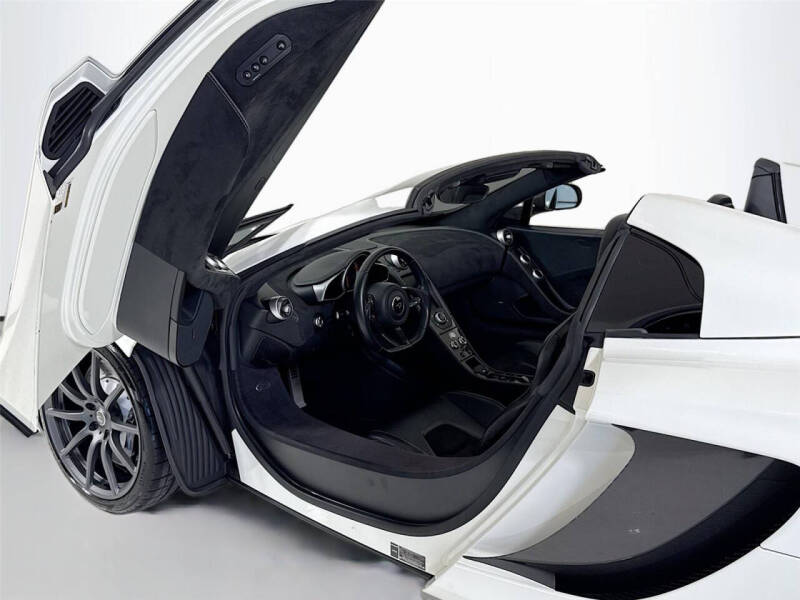 2014 McLaren MP4-12C Spider