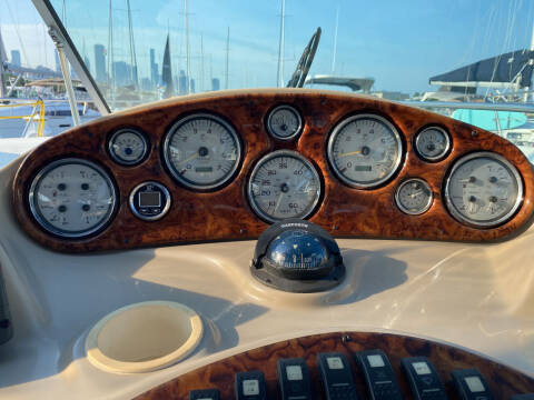 2003 Rinker 342 FIESTA VEE