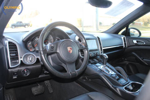 2014 Porsche Cayenne Platinum