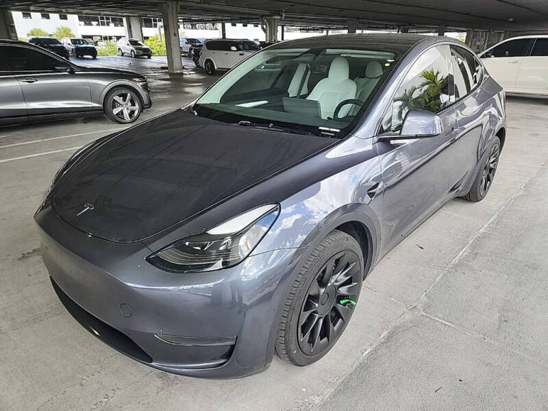 2023 Tesla Model Y Long Range