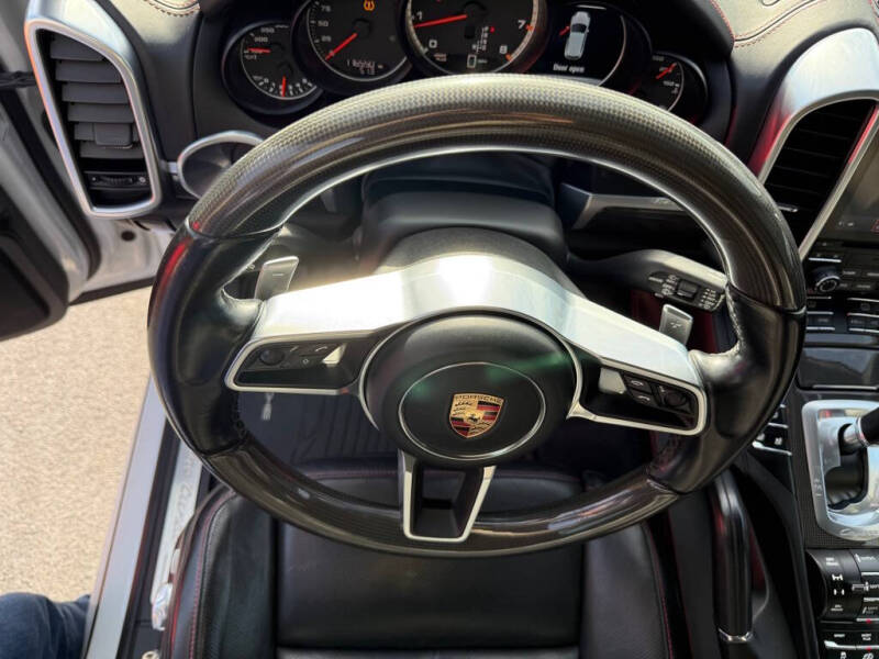 2017 Porsche Cayenne Turbo