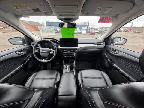 2023 Ford Escape Platinum