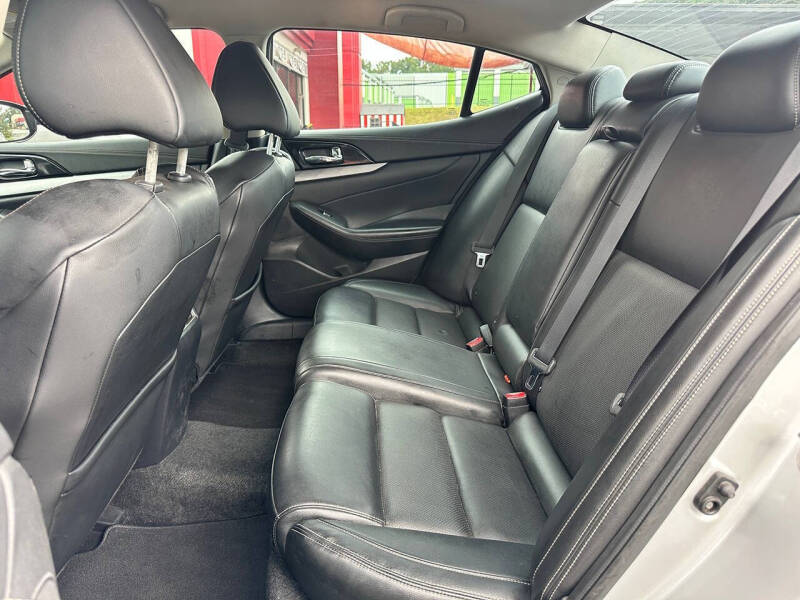 2017 Nissan Maxima 3.5 SV