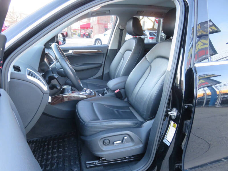 2017 Audi Q5 2.0T quattro Premium Plus