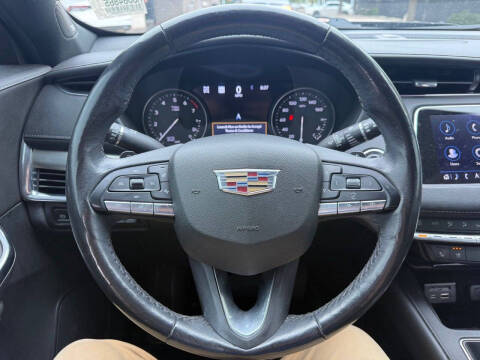 2020 Cadillac XT4 Premium Luxury