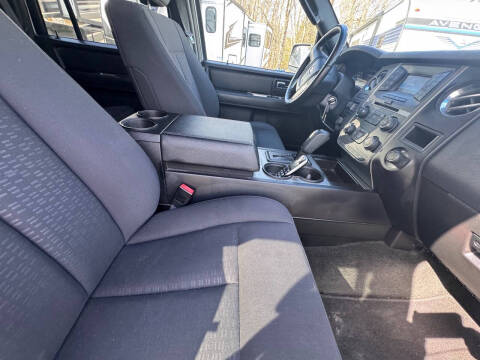 2016 Ford Expedition XL Fleet