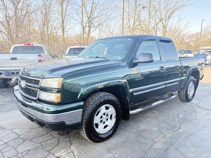 2006 Chevrolet Silverado 1500 for sale at Purcell Auto Sales LLC in Camby IN