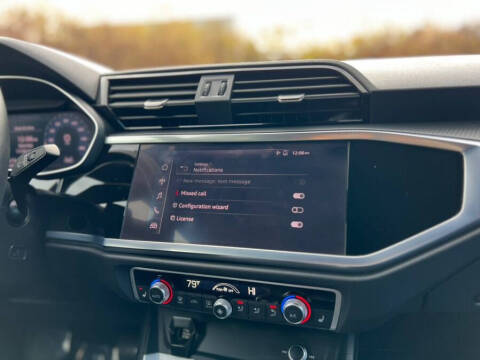 2021 Audi Q3 quattro S line Premium 45 TFSI