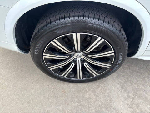 2023 Volvo XC90 B5 Core