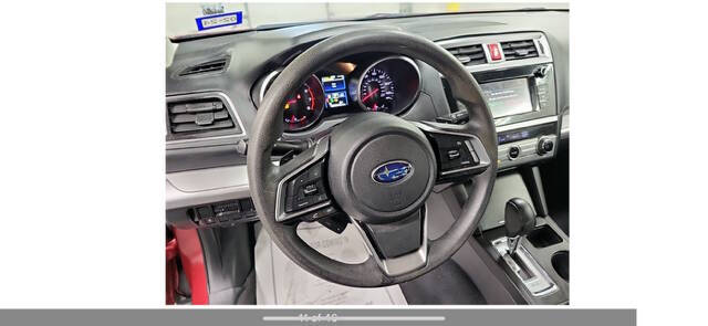 2018 Subaru Outback Base photo 10