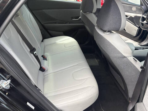 2023 Hyundai Elantra Hybrid Limited