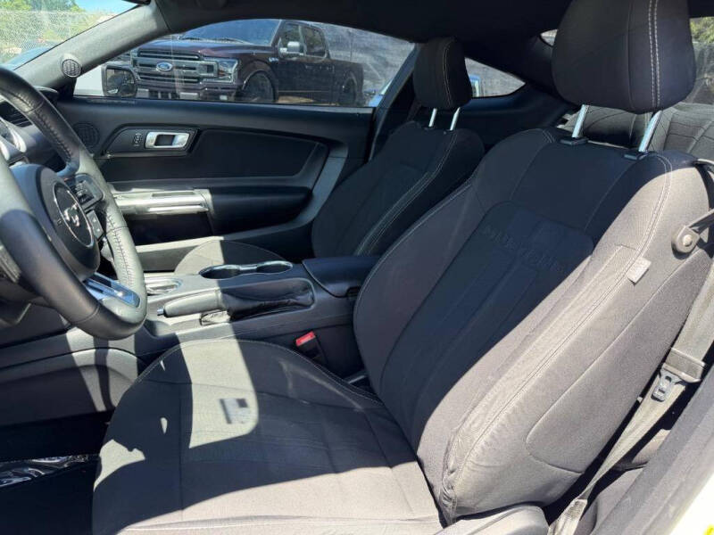 2020 Ford Mustang