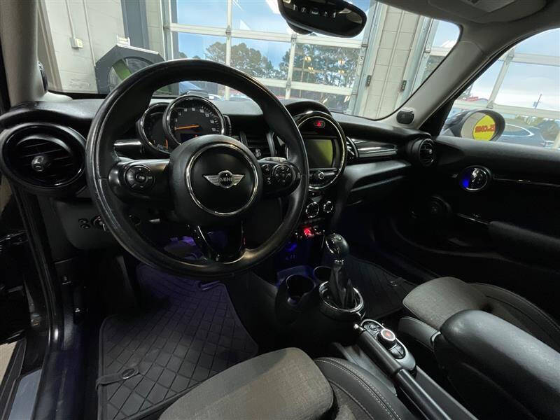 2016 MINI Hardtop 4 Door Cooper