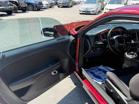 2020 Dodge Challenger SXT