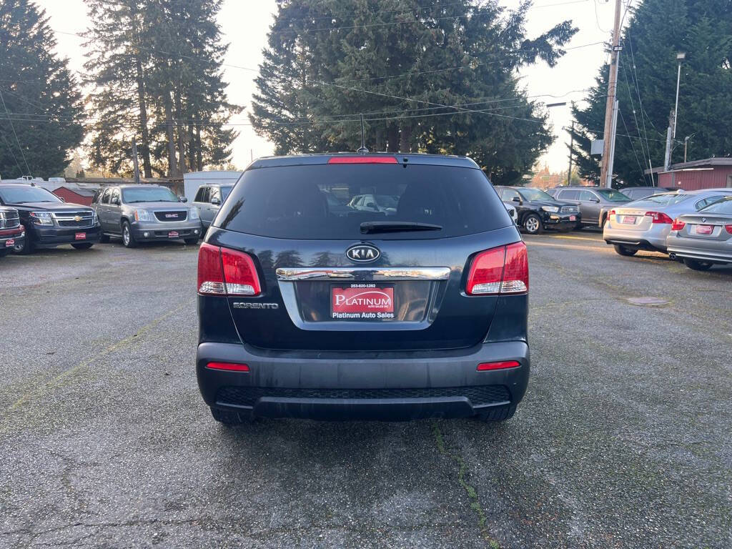 2013 Kia Sorento for sale at PLATINUM AUTO SALES INC in Lacey, WA