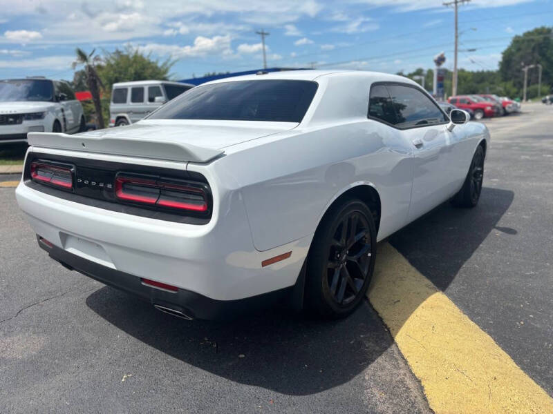 2020 Dodge Challenger SXT
