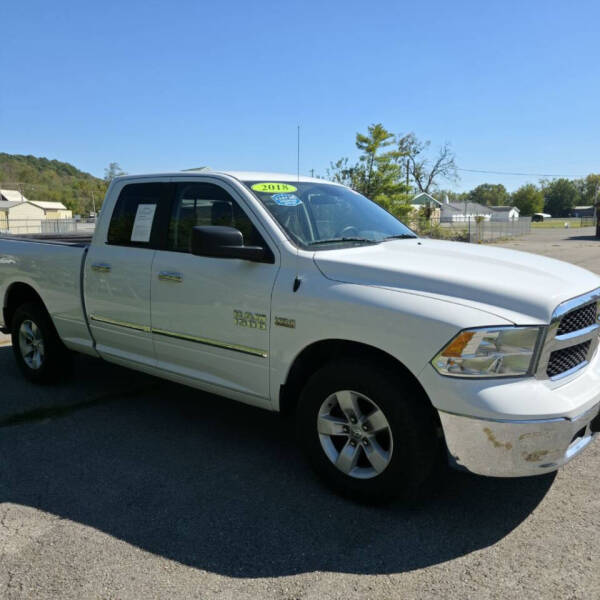 2018 RAM 1500 SLT