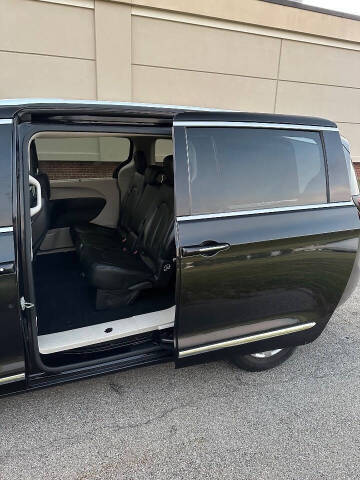 2018 Chrysler Pacifica Touring L