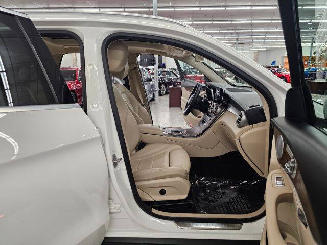 2020 Mercedes-Benz GLC GLC 300 4MATIC