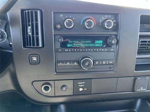 2023 GMC Savana 2500