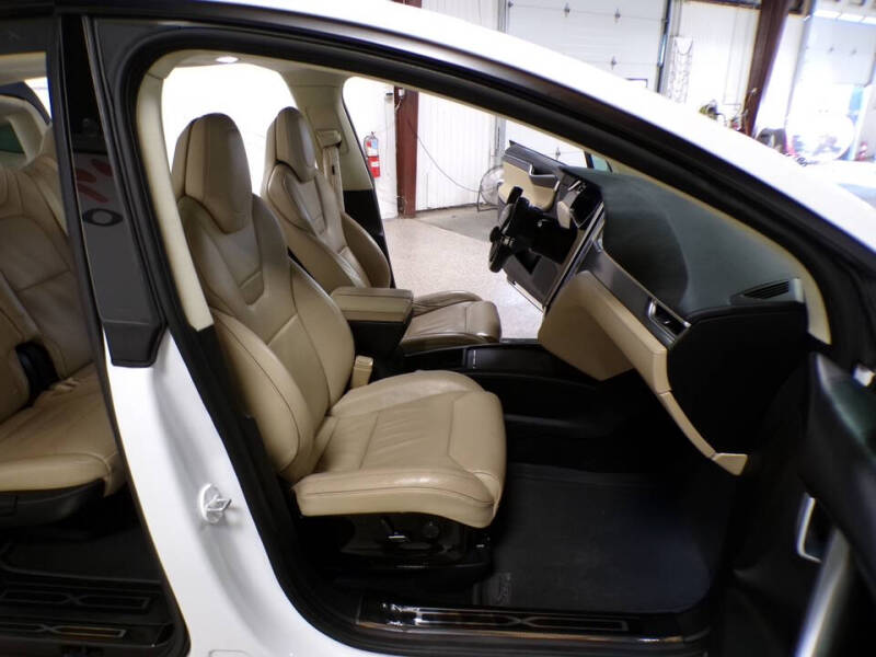 2016 Tesla Model X 90D