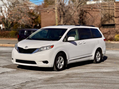 2011 Toyota Sienna