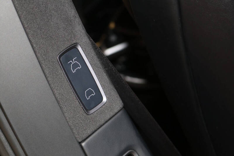 2020 Tesla Model X Long Range