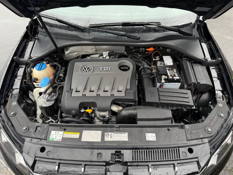 2014 Volkswagen Passat 2.0L TDI SE