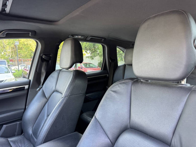 2014 Porsche Cayenne S