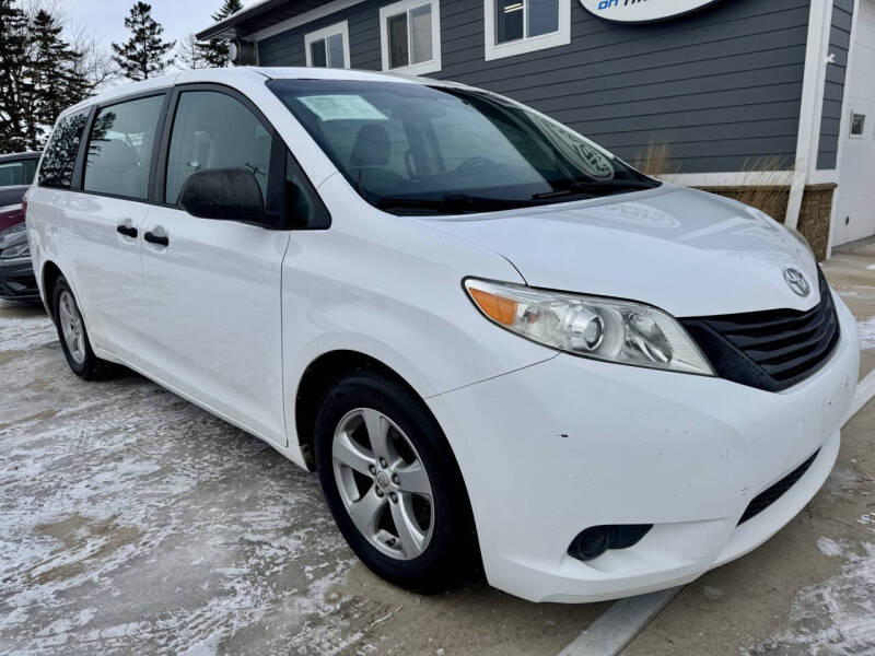 2016 Toyota Sienna L 7-Passenger