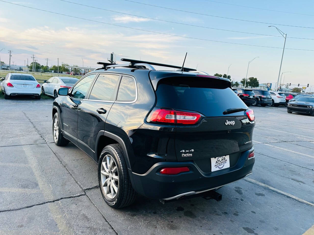 2018 Jeep Cherokee for sale at Atlas Auto Sales LLC in Lincoln, NE