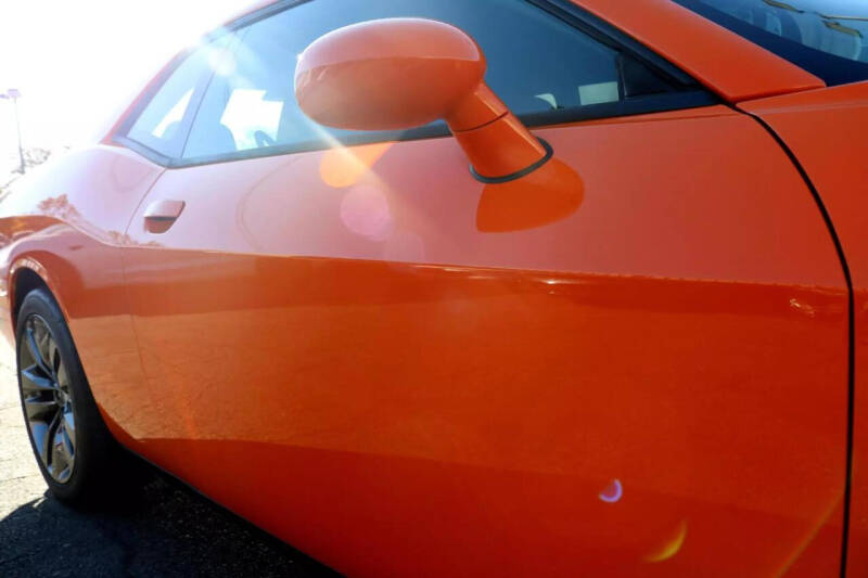 2014 Dodge Challenger SRT8 Core