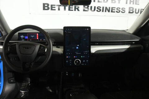 2022 Ford Mustang Mach-E Select