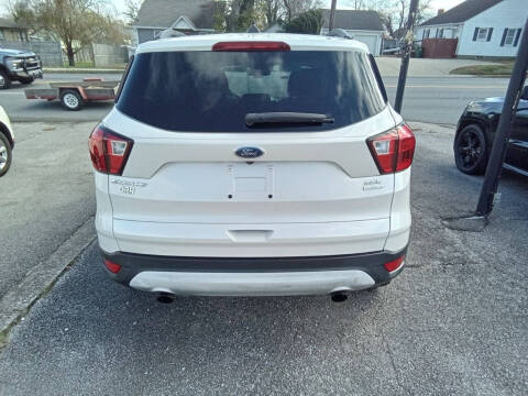 2019 Ford Escape SEL