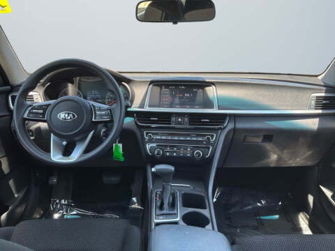 2020 Kia Optima LX