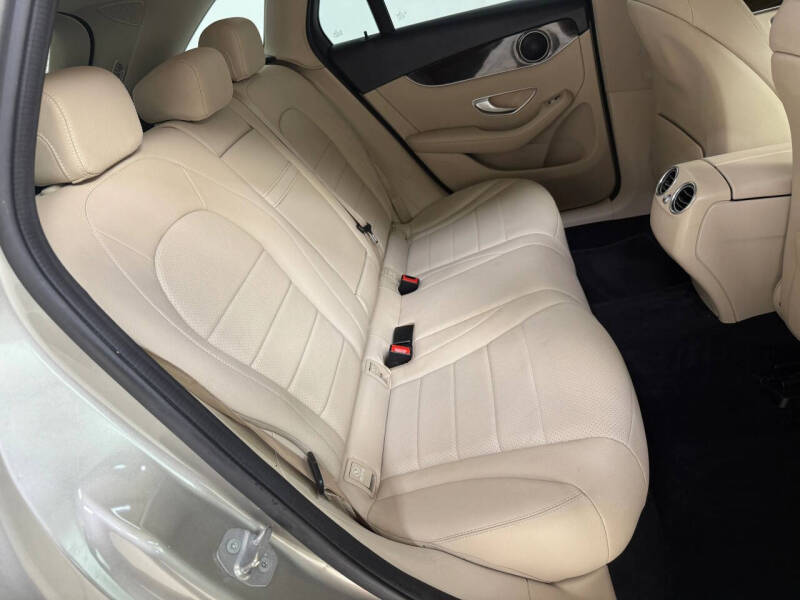 2020 Mercedes-Benz GLC GLC 300