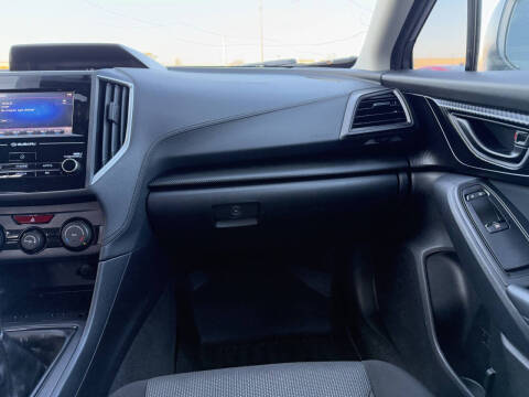 2019 Subaru Impreza 2.0i