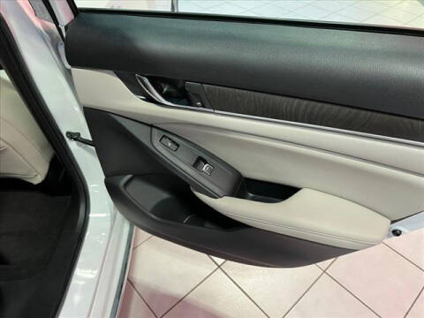 2019 Honda Accord Hybrid Touring