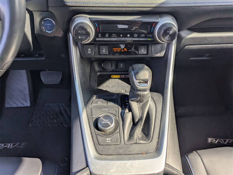 2022 Toyota RAV4 Hybrid XSE